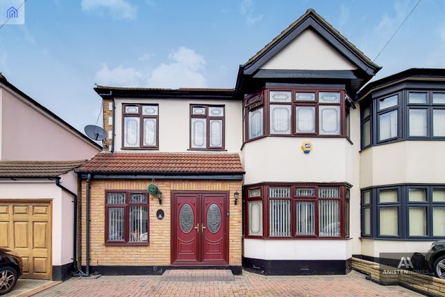 Thumbnail Terraced house for sale in Cecil Avenue, Hornchurch