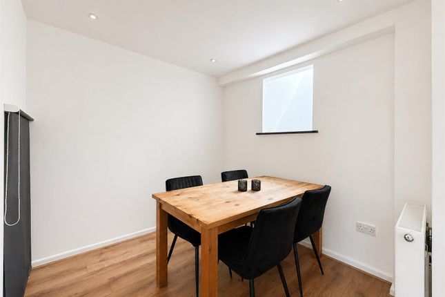 3, Ireton Close, Norwich photo 4