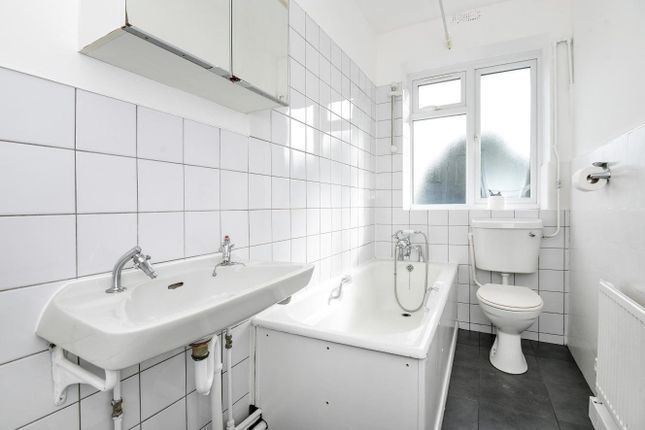 189, Bromley Road, London photo 4