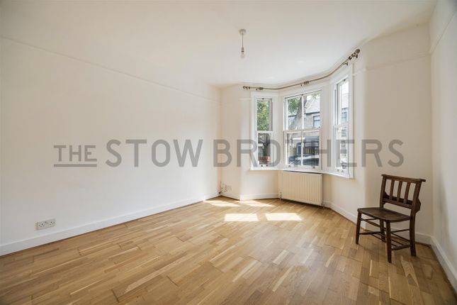 14, Kenilworth Avenue, London photo 4