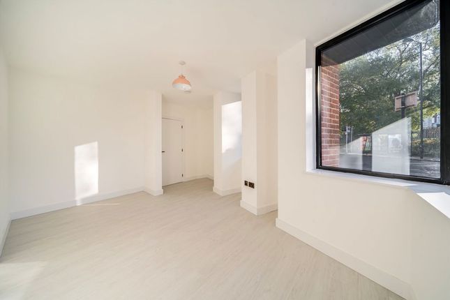 Unit 1, 2, Ackroyd Road, London photo 4