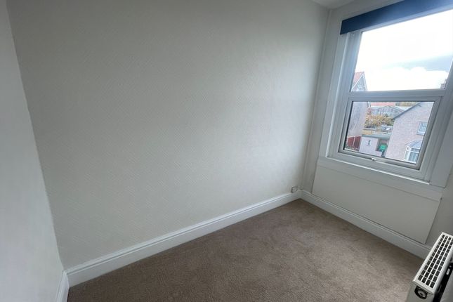 8, Colwyn Bay photo 5