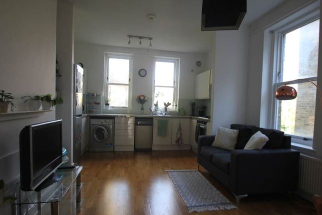 Thumbnail Flat to rent in Cathcart Hill, Tufnell Park