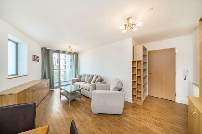 Flat 155 Sienna Alto, 2, Cornmill Lane, London photo 2