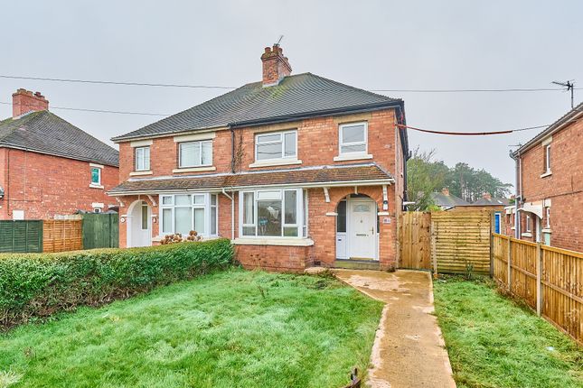 4 Park Lane Avenue, Madeley, Telford photo 3