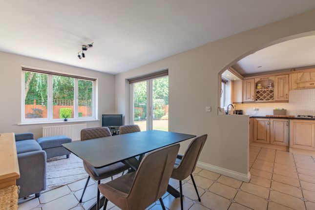 11, Draytons View, Thatcham photo 4