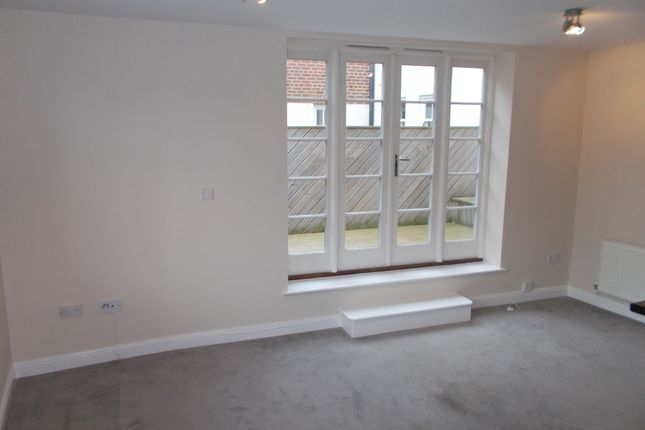 Flat 3, Lichfield photo 5