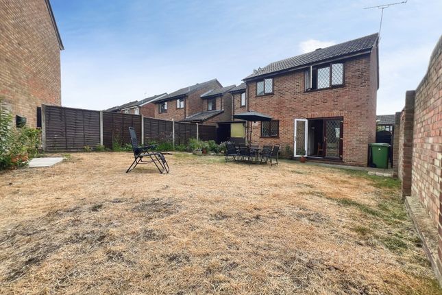 1, Kiln Way, Hampshire photo 2