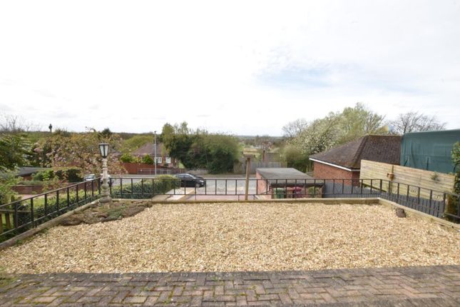 Detached house for sale in Cliff Closes Road, Scunthorpe