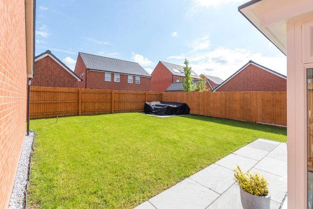 Detached house for sale in Ramsay Drive, Leighton Buzzard