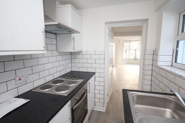 129, Conway Street, Hove photo 4
