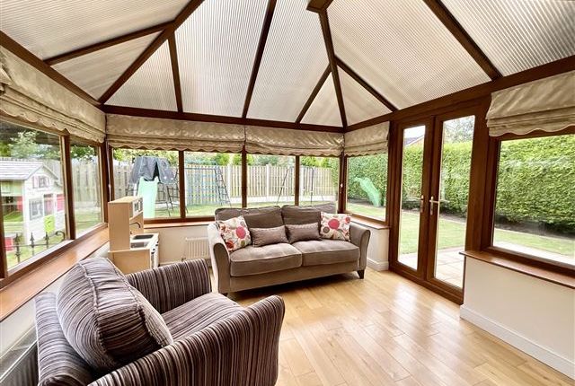 8, Paddock View Todwick, Sheffield photo 3