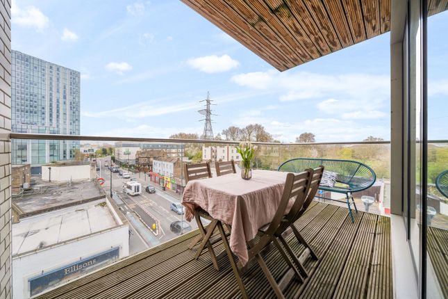Cavendish Road, Colliers Wood photo 4