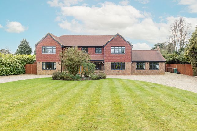 Thumbnail Detached house for sale in The Ridings, Tadworth
