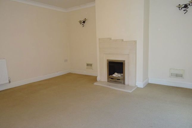 3, Oak Square, Peterborough photo 4