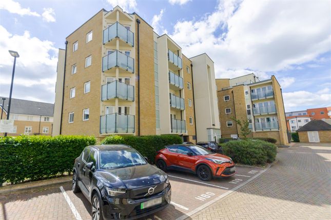 2-bed flat on Flat 7, Hinds Court, Perkins Gardens, Ickenham, £380,000