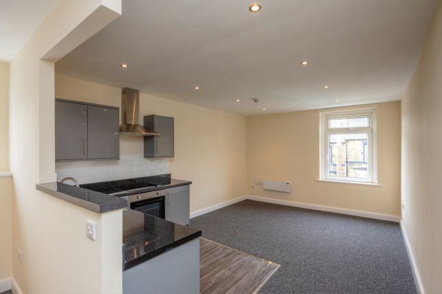 Flat to rent in Hope Street, Barnsley