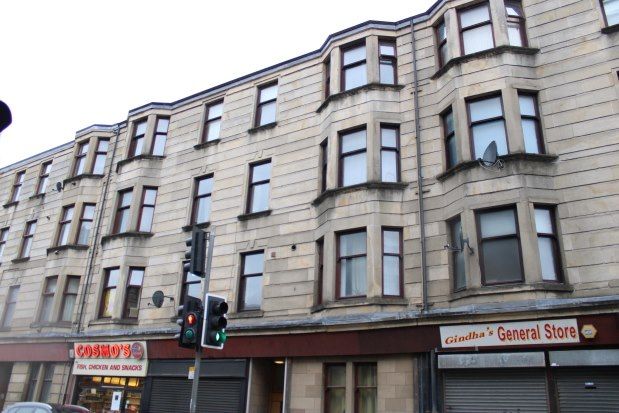 Thumbnail Flat to rent in Love Street, Paisley