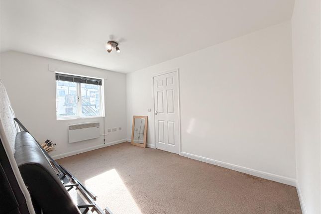1, Smithfield View Close, Belper photo 3