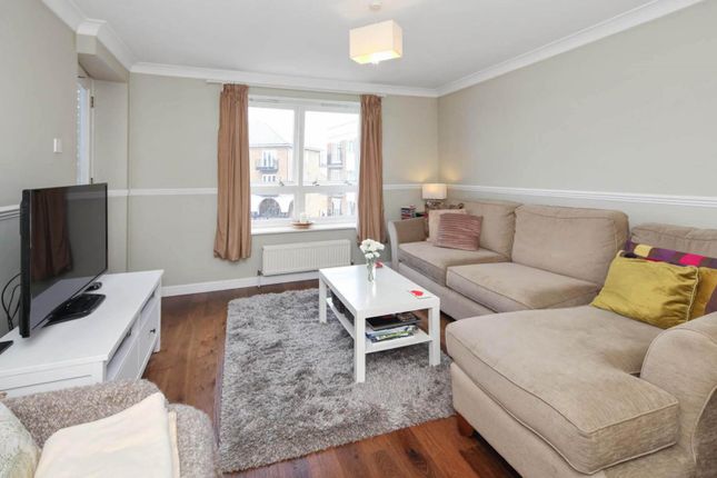 Thumbnail Flat to rent in Princes Riverside Road, Rotherhithe