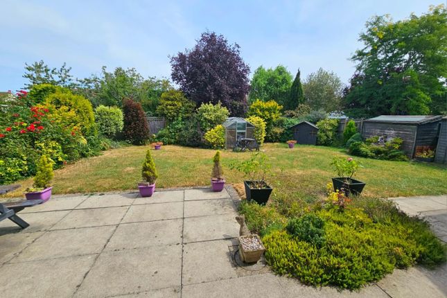 61, Longs View, Wotton-Under-Edge photo 3