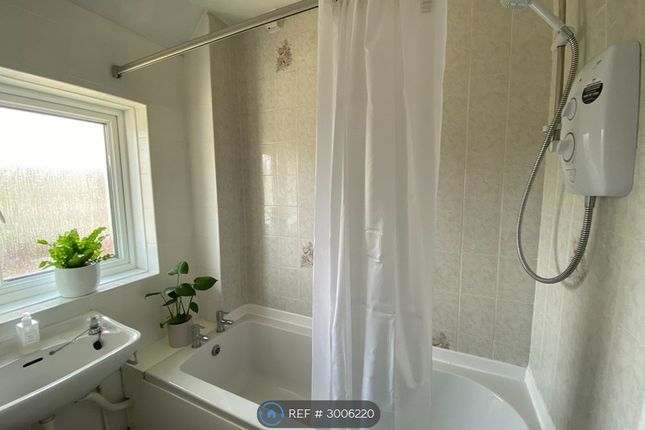 Meriden Drive, Birmingham photo 3