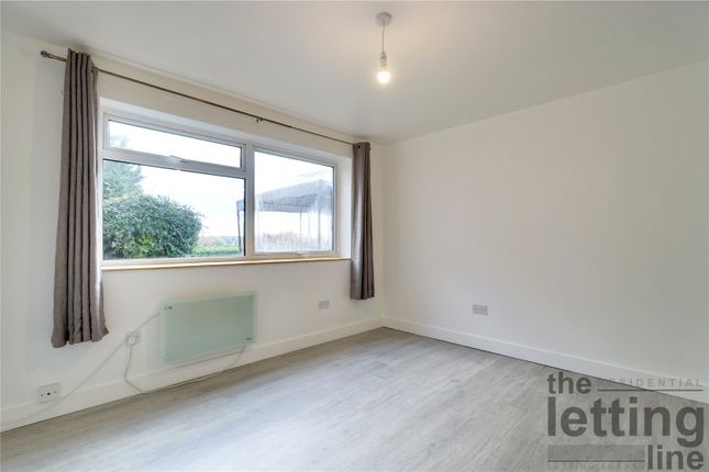 Dunraven Drive, Middlesex photo 4