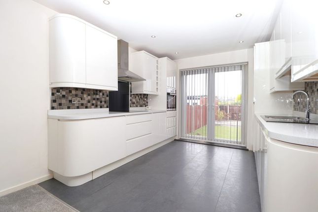 8, Clyde Avenue, Biddulph photo 3