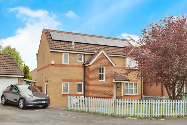 Thumbnail Detached house for sale in Darien Way, Leicester