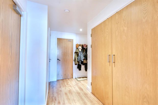 14 Greenslade House, The Manor, Church Street, Nottingham photo 4