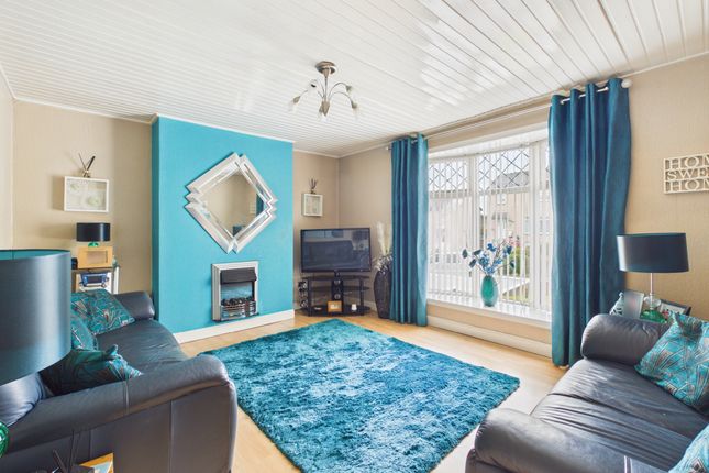 48 Tantallon Drive, Coatbridge photo 2