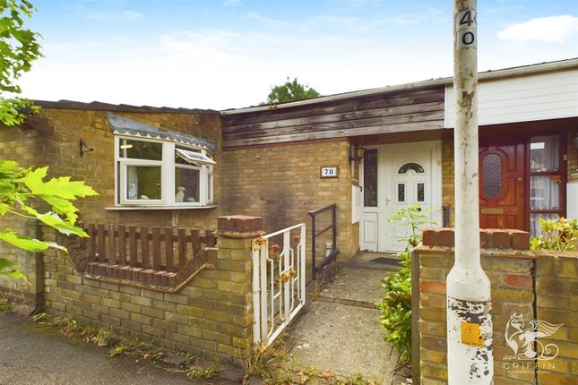 Thumbnail Bungalow for sale in Broomfields, Pitsea, Basildon