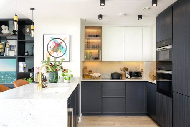 Flat for sale in Vermont House, London