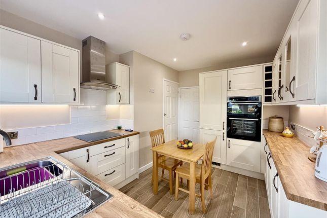 4, Sandhills Close, Loughborough photo 2