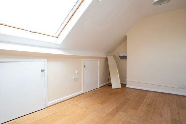 108B, Links Road, London photo 3