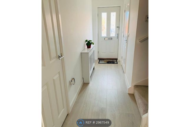 Duffet Drive, Winnersh, Wokingham photo 5