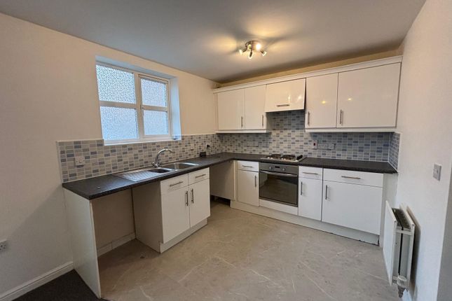31, Pavior Road, Nottingham photo 2