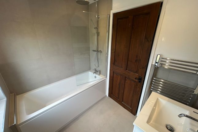 Cheadle photo 5