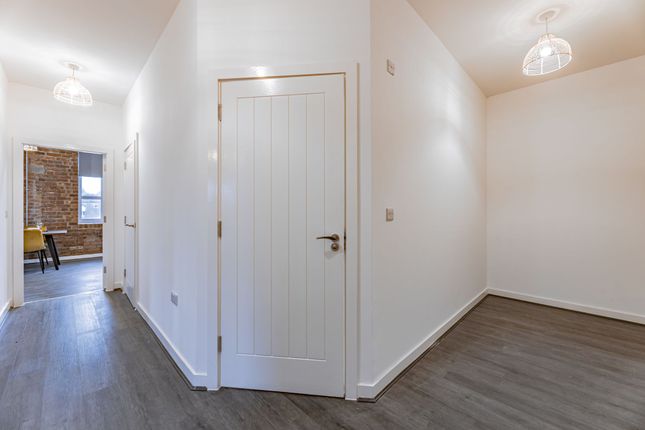 Apt 38, 7 Cotton Gardens, Bolton photo 4