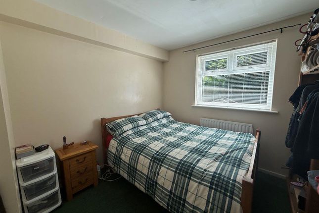 Flat 2, Foley Court, Watery Lane, Stoke-On-Trent photo 5