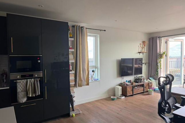 Flat 143, Alington House, London photo 2
