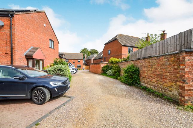Barn conversion for sale in Deerhurst Mews, Dunchurch, Rugby