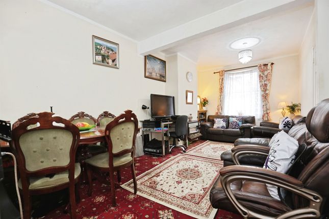 43, Grove Road, Northampton photo 3