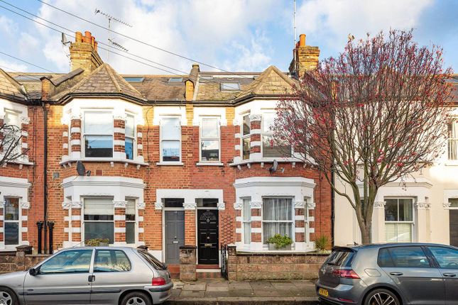Thumbnail Flat to rent in Bendemeer Road, West Putney, London