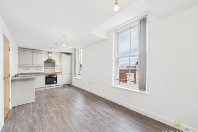 Apartment 3, 5-9 Cross Street, Oswestry photo 4