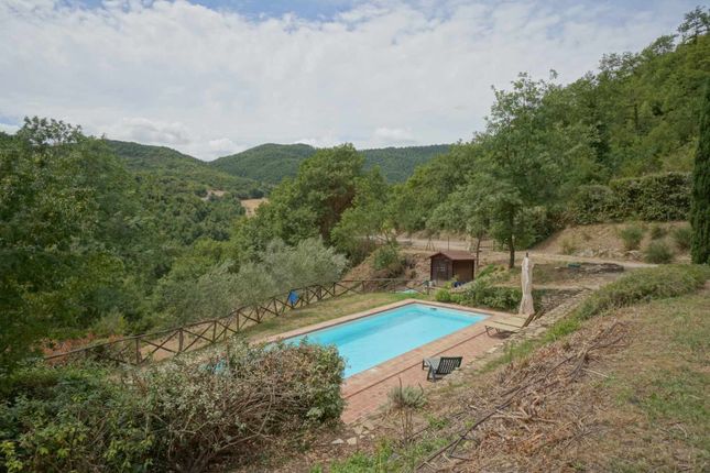 Country house for sale in Sp 171, Magione, Perugia, Umbria, Italy