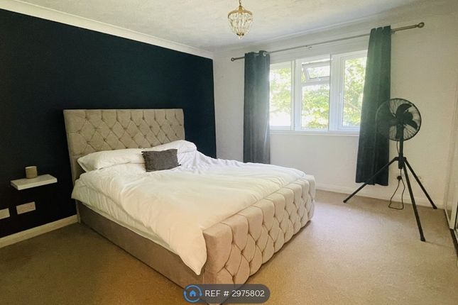 Flat, Church Hill Place Hillborough Close, Bexhill-On-Sea photo 4