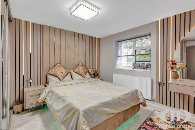 38, Convent Way, Southall photo 4