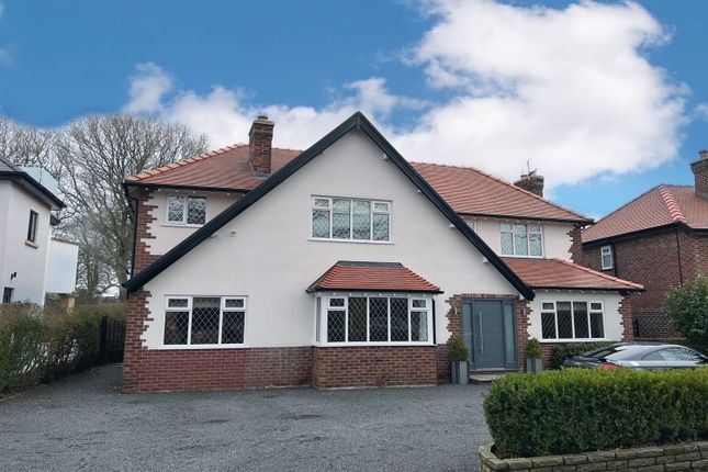 Thumbnail Detached house for sale in Alton Road, Wilmslow