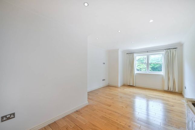 Thumbnail Flat for sale in Latchmere Lodge, Richmond